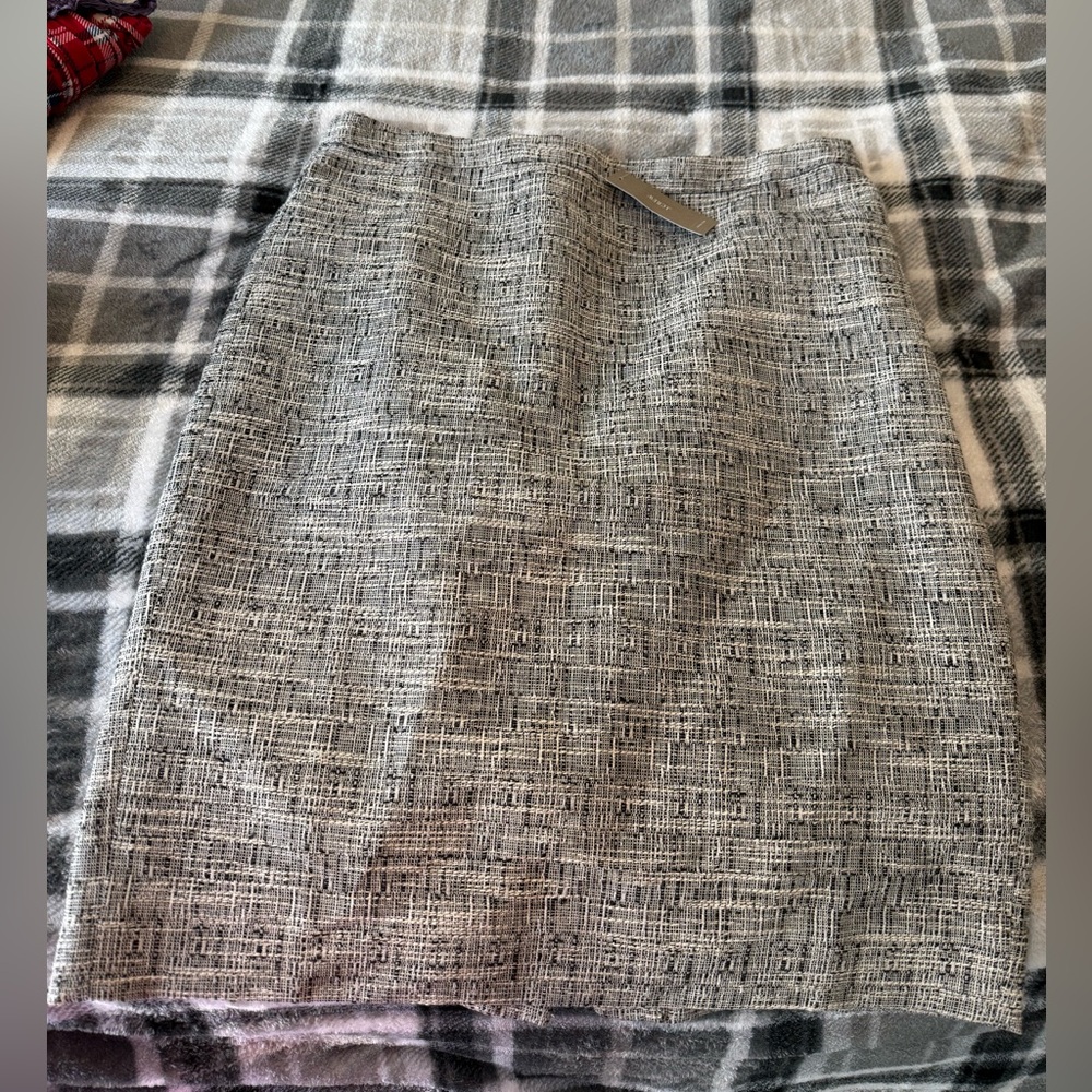 J. Crew Textured Gray Pencil Skirt